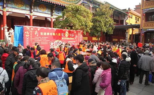 寶通寺取消過小年請“福”回家活動(圖1) 寶通寺取消過小年請“?!被丶一顒?圖1)