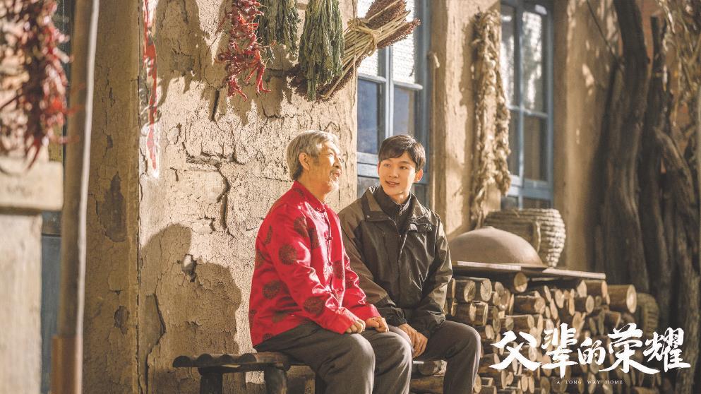 康洪雷：導(dǎo)演得當(dāng)一個(gè)非常挑剔的觀眾(圖1)