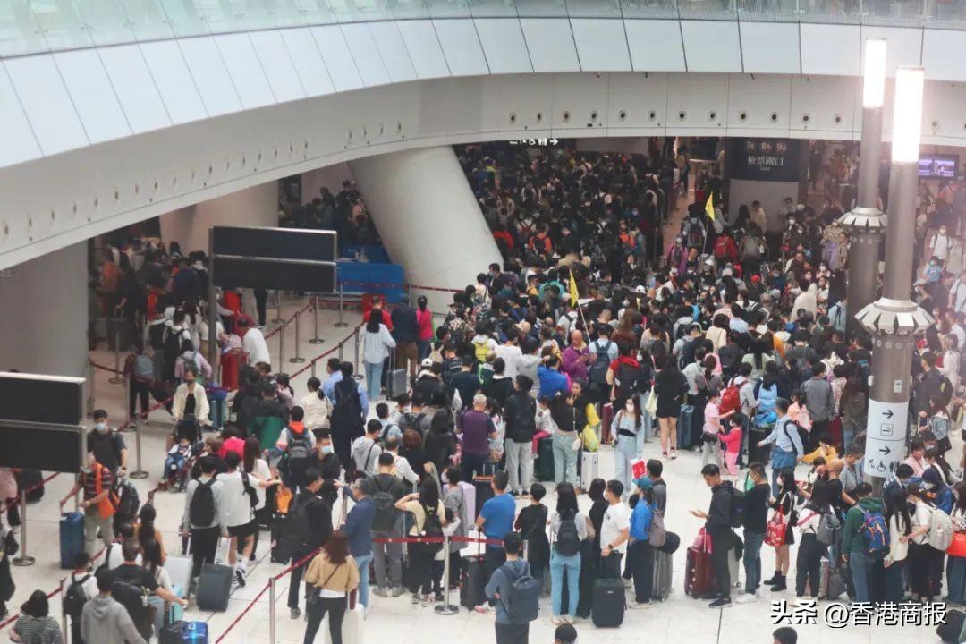長(zhǎng)假首日逾59萬(wàn)人次出入香港，快來跟著明星遊香江！(圖1)