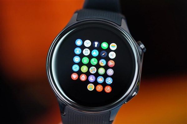 OPPO第一款圓表！OPPO Watch X星夜飛行版圖賞