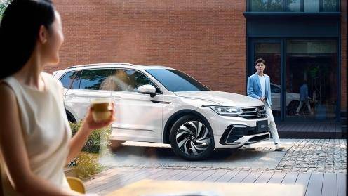 榮放rav4和途觀L哪個(gè)好？14.99萬(wàn)元起把更優(yōu)秀的上汽大眾途觀L帶回家