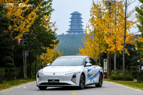 連摘雙冠！星海S7耀動2024純電動汽車性能挑戰(zhàn)賽！